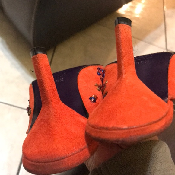 FENDI - Picture 7 of 7